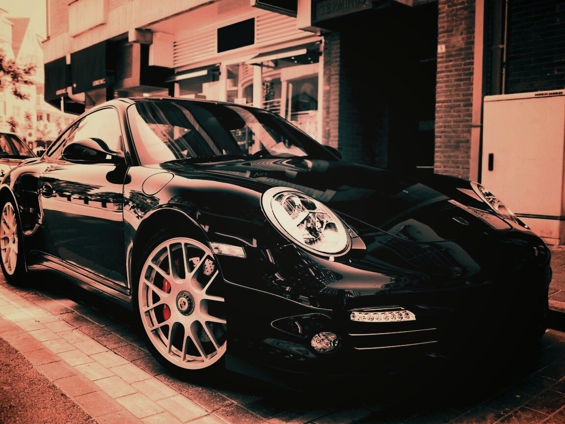 Чёрно-белое фото Porsche обои