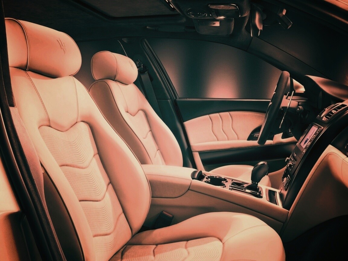 Салон Мазерати Quattroporte обои