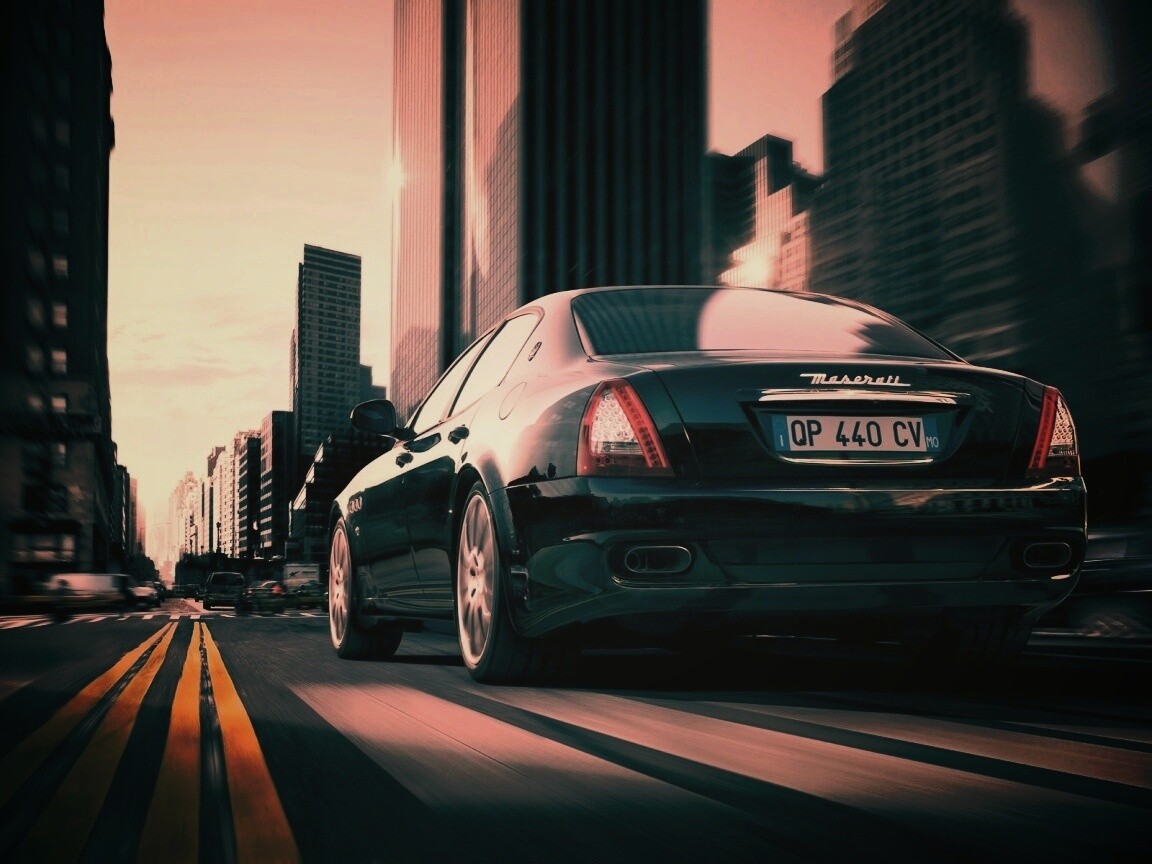 Maserati Quattroporte в городе обои