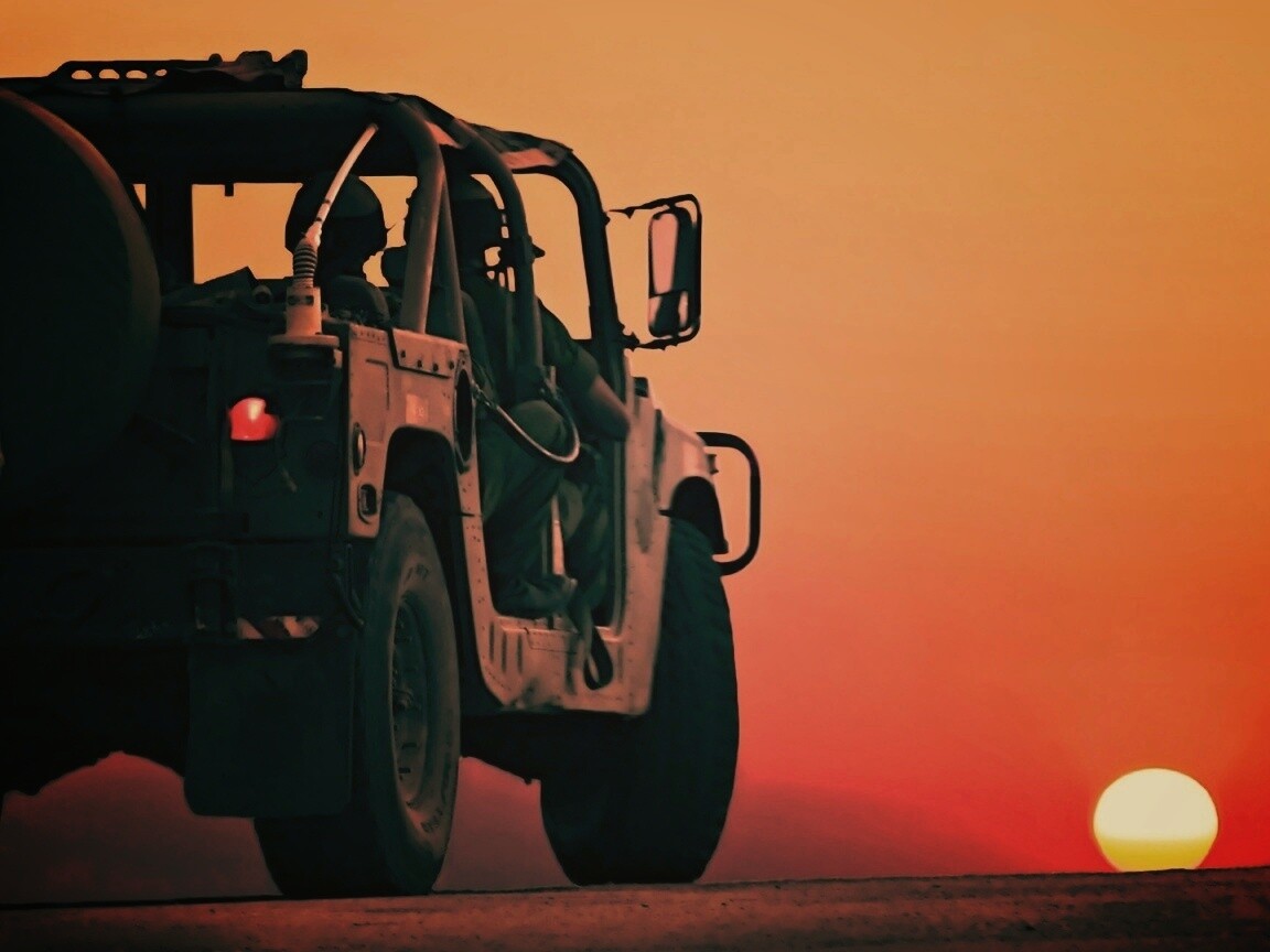 Военный Hammer обои