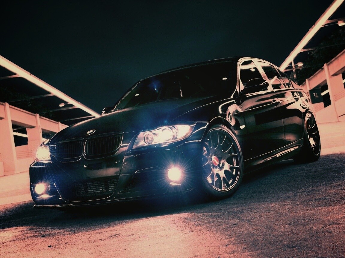 Чёрный БМВ обои