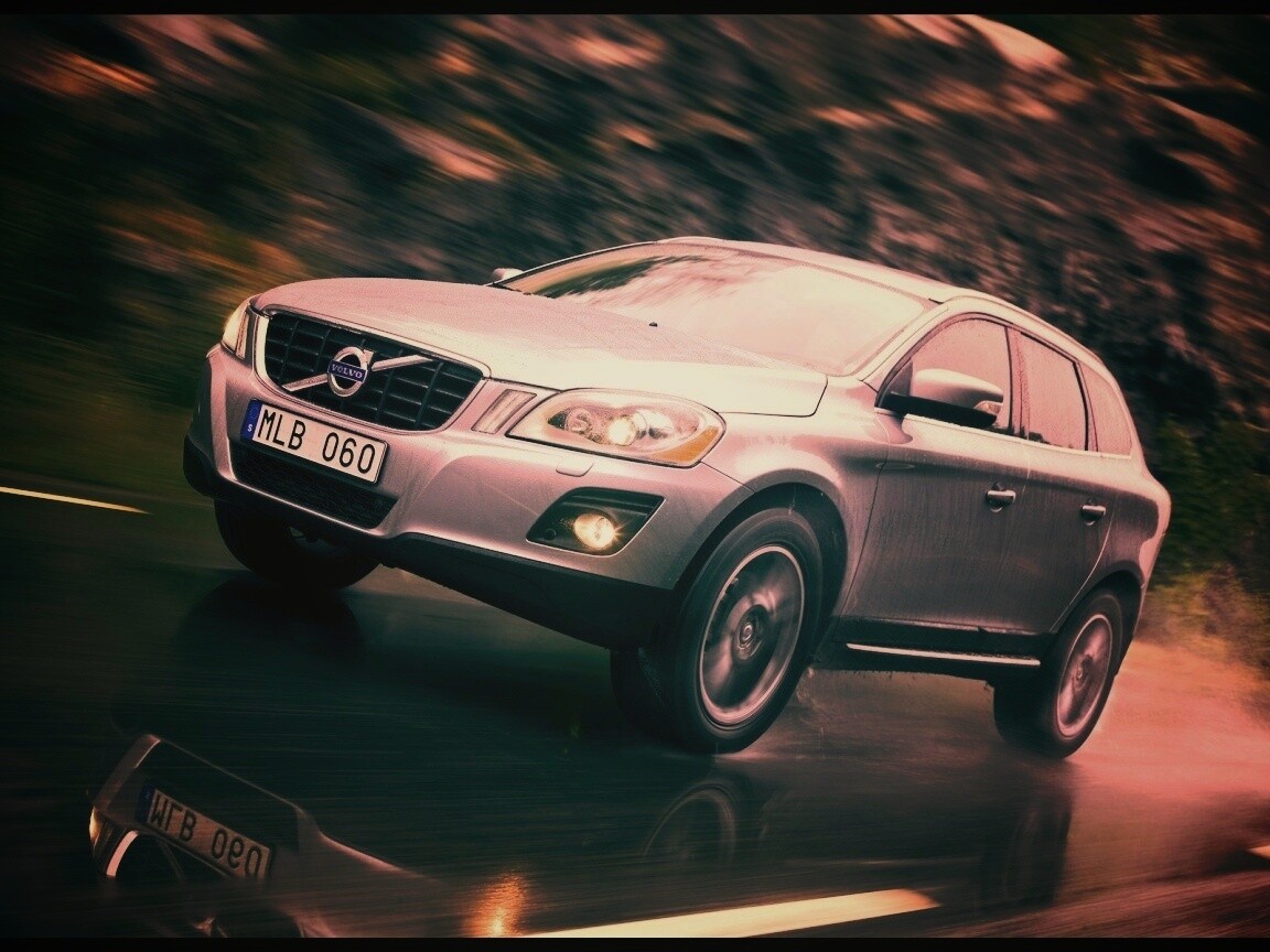 Кроссовер Вольво обои