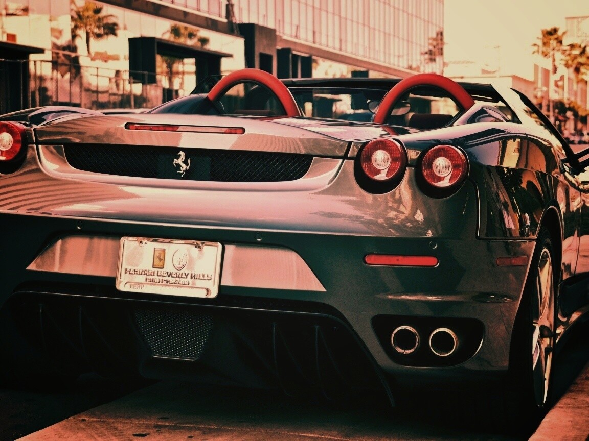 Феррари из Беверли Хиллс обои