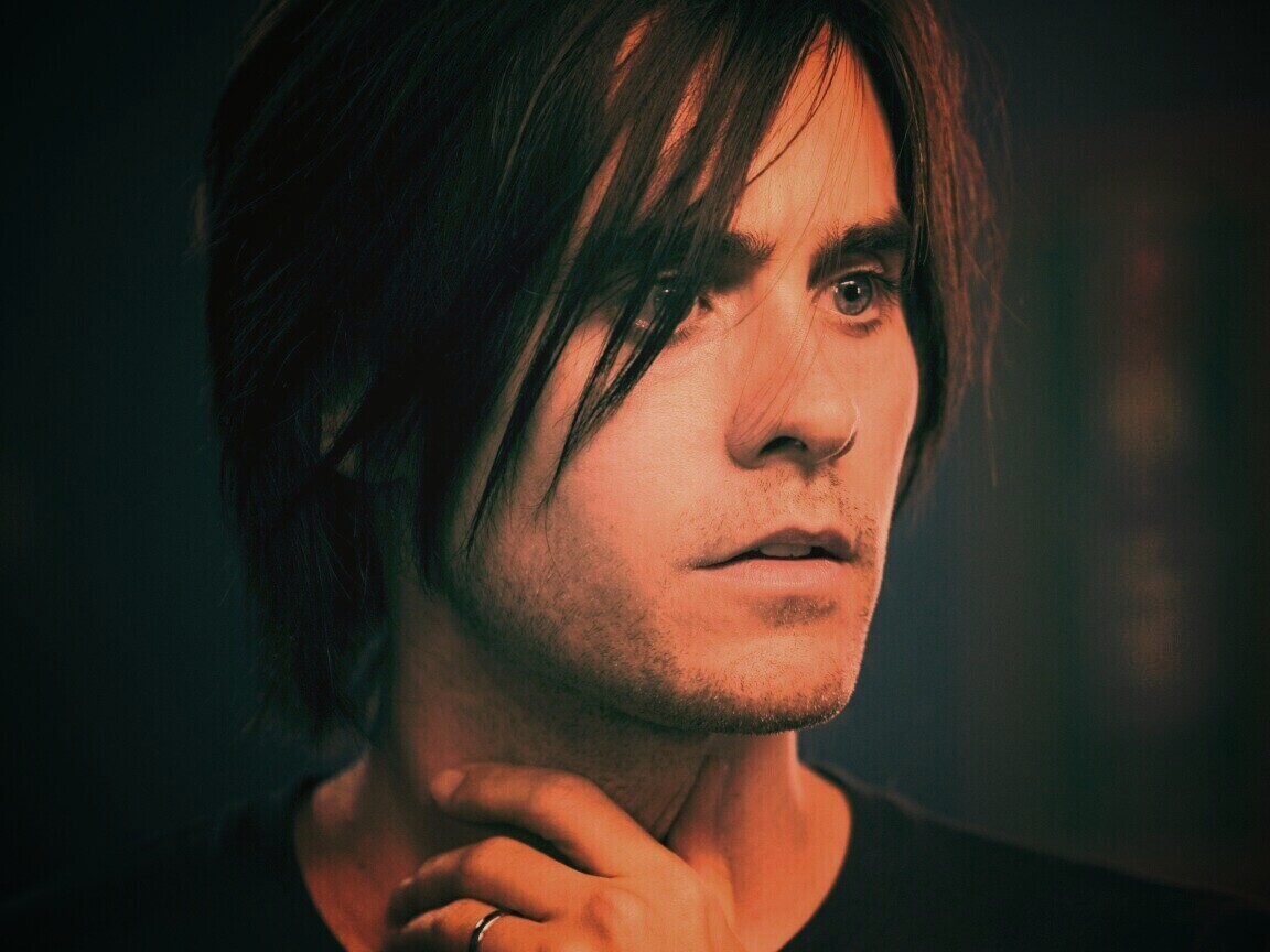 Джаред  Лето недоумевает обои