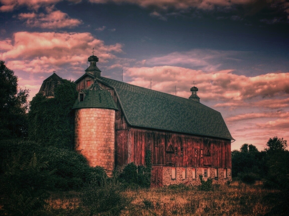 Старый красный амбар обои