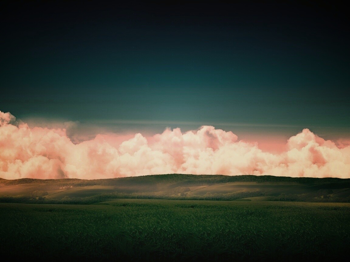 Облака у самой земли обои