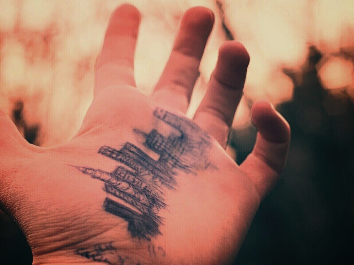 Город на ладони обои