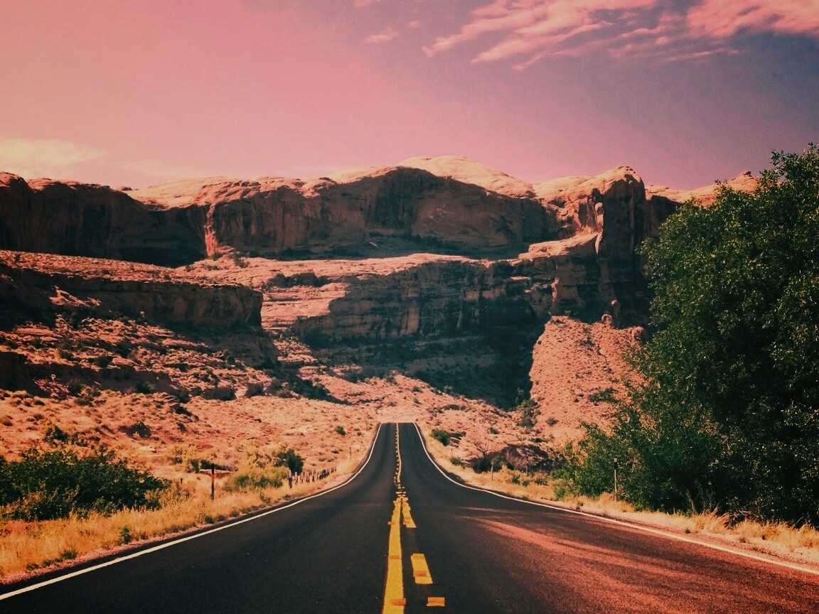 Дорога в горах обои