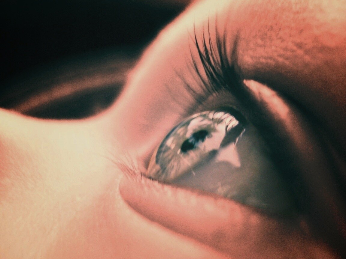 Ясный взгляд младенца обои