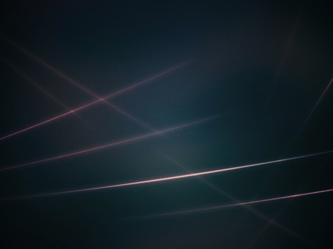 Лучи света на фиолетовом фоне обои