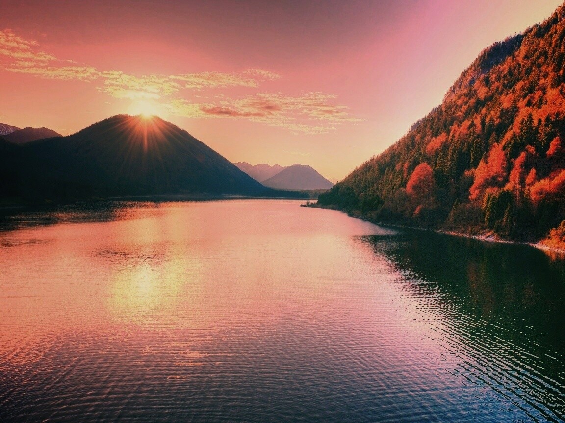 Закат в горах обои