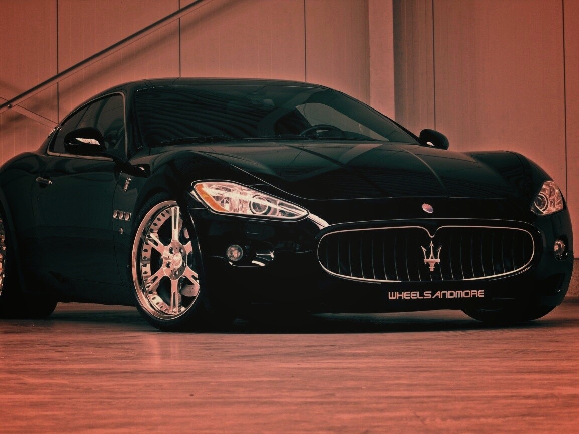 Черная мазерати Gran Turismo обои
