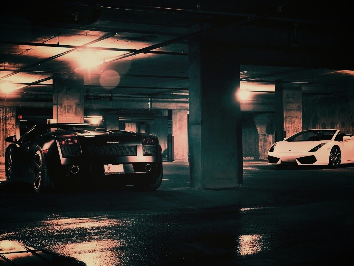 Ламборджини на подземной парковке обои