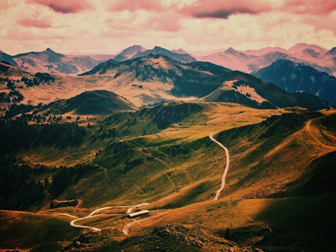 Извилистая горная дорога обои