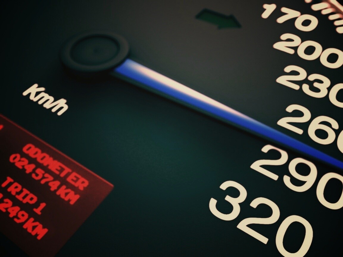 Запредельная скорость обои