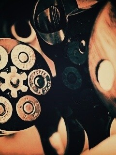 Револьвер обои