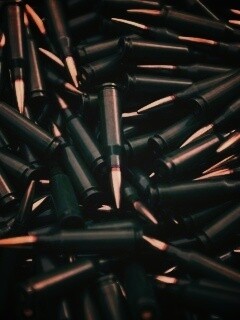 Черные патроны обои