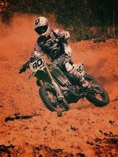 На мототреке обои