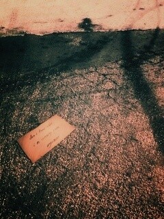 Записка на асфальте обои