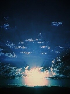 Восход в горах обои