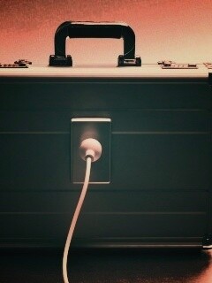 Розетка на кейсе обои