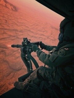 Обстрел с борта вертолета обои