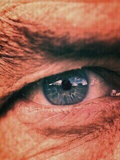 Глаз пожилого человека обои