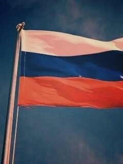 Флаг России на флагштоке обои