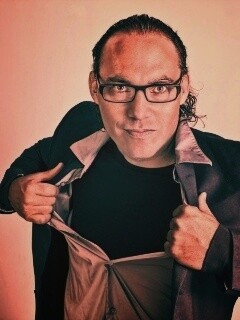 Спешит на помощь обои