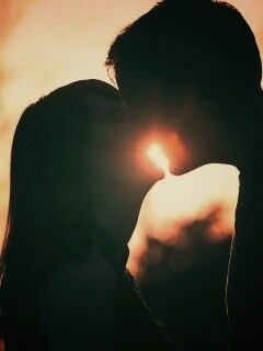 Поцелуй обои