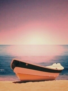Лодка на пляже обои