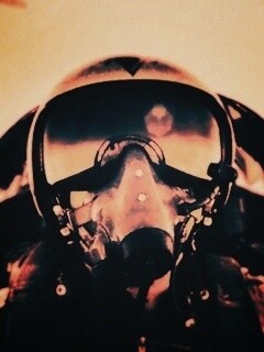 Пилот истребителя обои