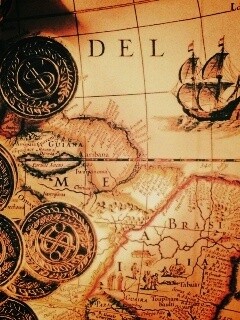 Деньги и карта сокровищ обои