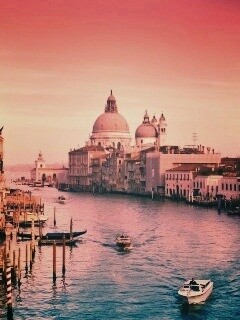 Канал в Венеции обои