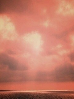 Свет на воде обои