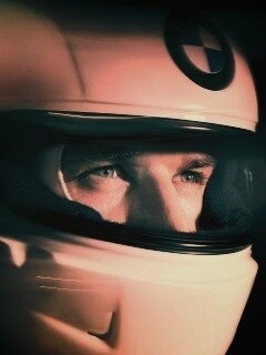 Гонщик BMW обои