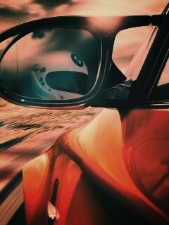 Отражение в боковом зеркале BMW M1 обои