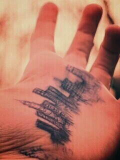 Город на ладони обои