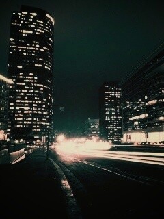 Ночные огни мегаполиса обои