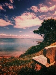 С видом на море обои