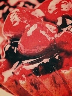 Восхитительная корзиночка с фруктами обои