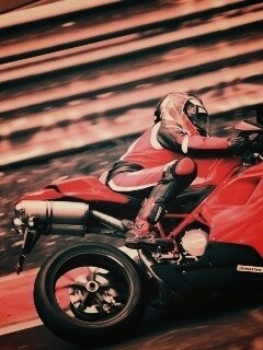 Красный мотоцикл обои