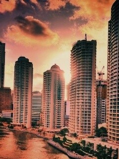 Город на берегу обои