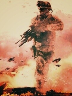 Солдат на фоне огня обои