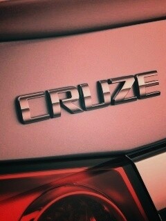 Шильдик Шевроле Круз обои