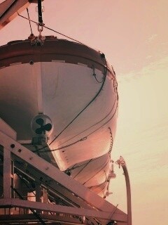 Шлюпка обои