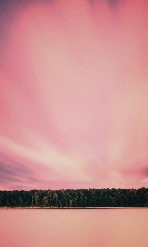 Вечернее небо над озером обои