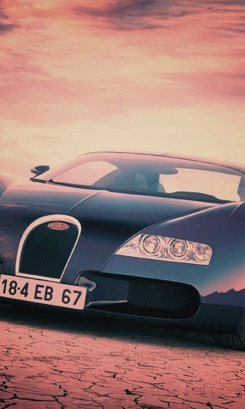 Бугатти в пустыне обои