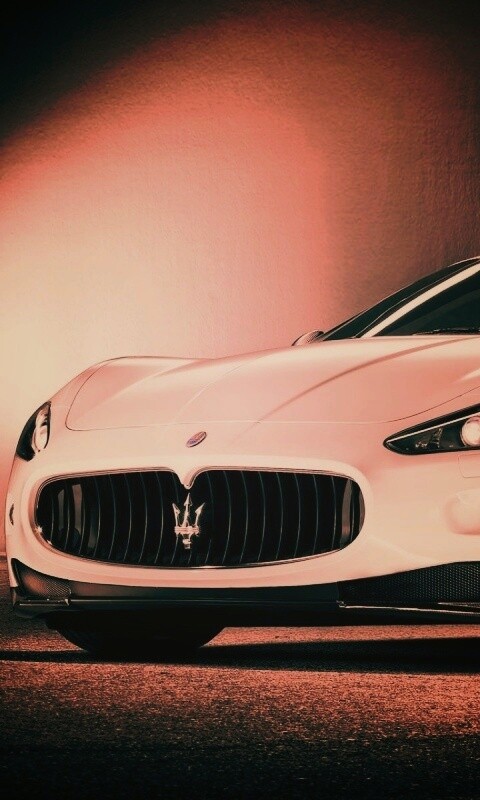 Белый Мазерати обои