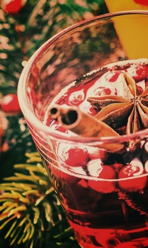 Глинтвейн с палочкой корицы обои